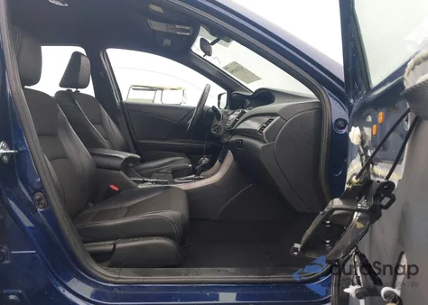 2016 Honda Accord Sport z USA, uszkodzony, nr VIN 1HGCR2F63GA082449